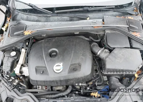 2015 Volvo S60 T5 Premier из США, поврежденный, VIN YV126MFK2F2351345